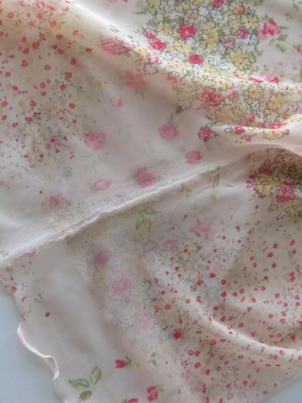 Vintage Italian Sheer Pink Floral Mesh Tank Top, Vintage Intimissimi Ditsy Rose - Picture 9 of 10